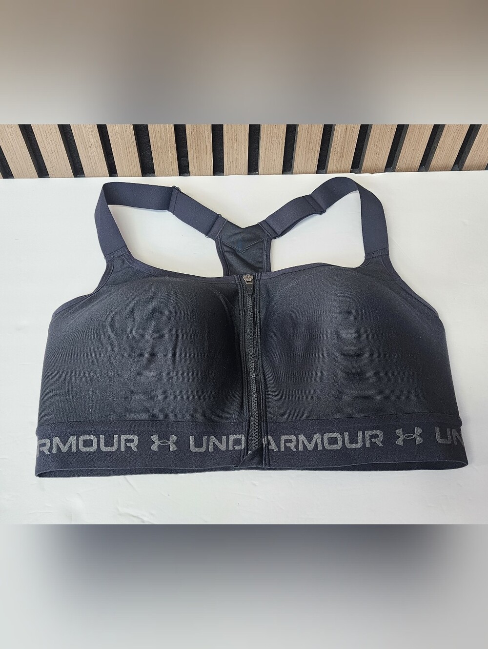 Women's Under Armour High Crossback Zip Sports Bra Black Size 36DD NEW